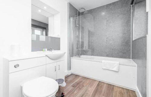 The Marsons Collection - 2 Bedrooms Apartment - Balcony - Secure Parking - 1MC - Foto 24