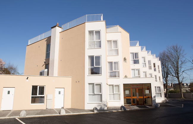 Broc House Suites - Photo 56