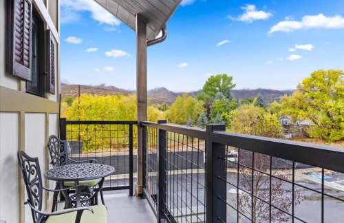 The Highland Cow Room - Newly Built Midway Loft - Foto 6