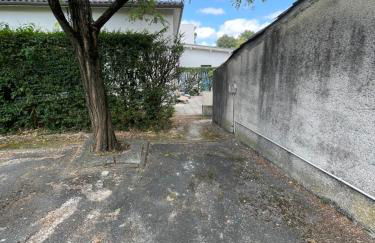 proche kedge et universitée appartement cosy avec parking ,cuisine équipée ,sdb et jardin - Foto 25