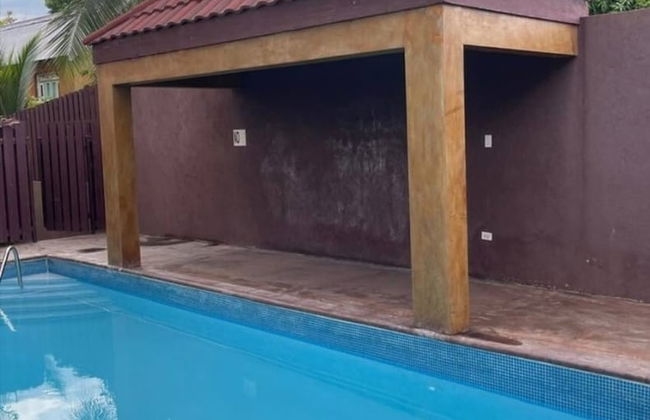 "golden Triangle" Kingston Jamaica, West Indies - Foto 46