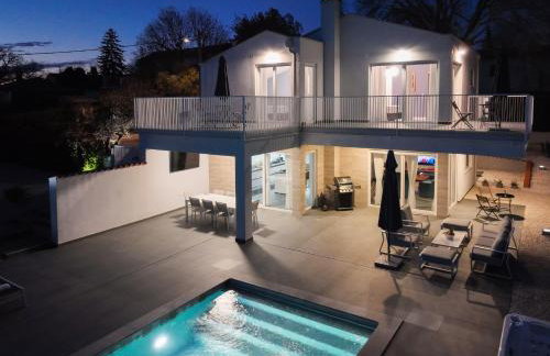 Casa BELLADONNA with Heated pool and Kids Playground - Photo 44