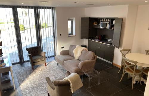 The Farmyard Adults Only - Foto 5