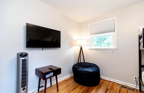 NEW Casa Azul - 2 king Beds Yard HOT TUB! - Foto 26