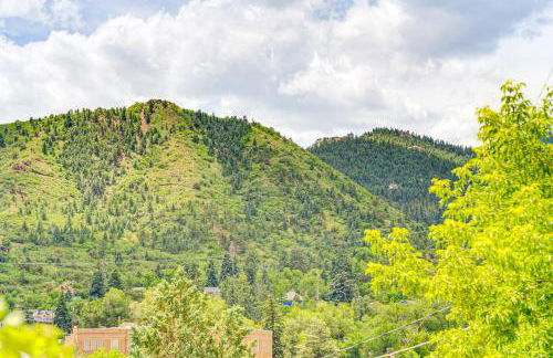 Deck and Fire Pit Manitou Mountain Retreat - Foto 28