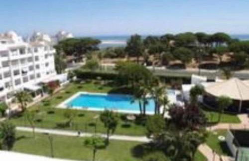 Urbanización Pinares del Portil Bajo en primera línea de Playa - Foto 1