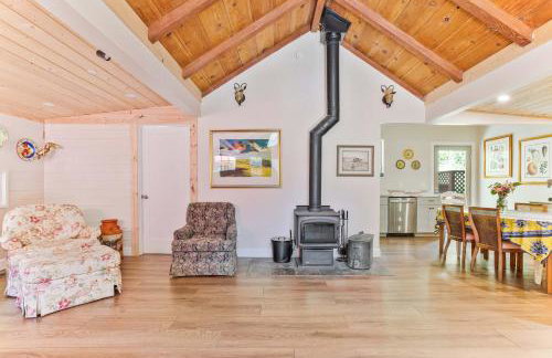 Modern Cabin Retreat with Swim Spa Hot Tub and Air Conditioning - Foto 8