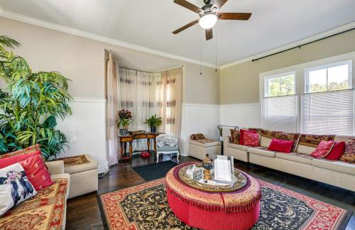 Spacious Historic Home with Yard and Deck! - Foto 12