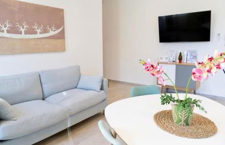 Cosmo 38 Luxury Apartments - Free Parking - Photo 74