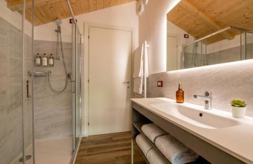 Palazzo Visconti Luxury Suite DesenzanoLoft Official Partner Homes & Villas by Marriott Bonvoy - Foto 48