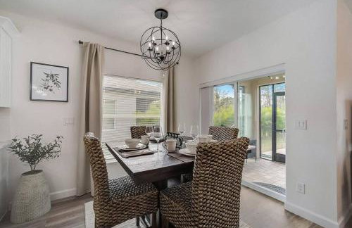 Family Villa King Bed, 3 bedrooms 2baths, 7 guests, Close to Beaches, Golfing, Fishing - Foto 5