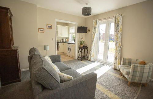 Pant-Y-Celyn Studio Apartment - Photo 3