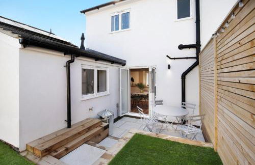 Beautifully refurbished cottage in lower Wivenhoe. - Foto 29