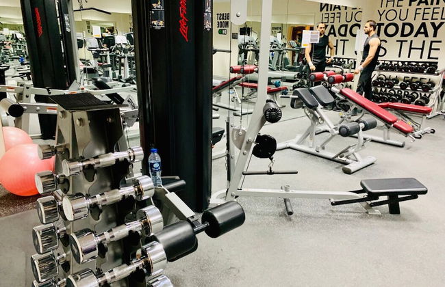 Deluxe One Bedroom Apartment near Mall of Emirates - Photo 10