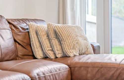 Awesome Coventry Home for Business Contractors and Suitable for families with Free Parking 14mins from NEC - Foto 29