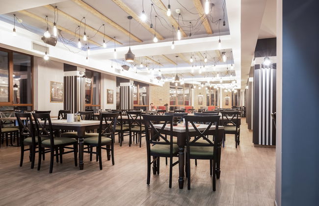 Sky Cabin Apartments - Photo 65