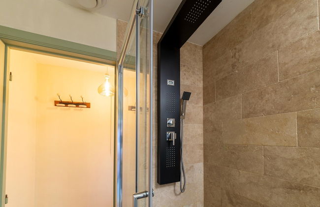 Capacious Holiday Home in Membre With Garden - Foto 34