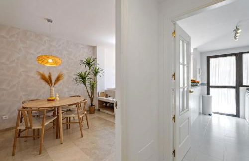 Driftwood Escape - Puerto de la Duquesa - Photo 19