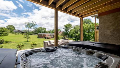 Downtown Brevard 5BR Retreat & Cyclists Dream - Foto 2, Garden view