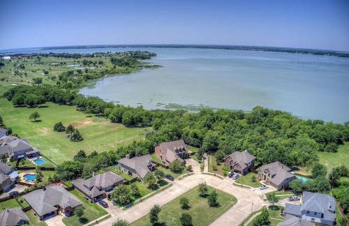 Lovely Lakeside Living - Foto 41