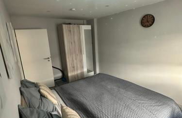 Stylish Home Theater Apartment 3 - Foto 10