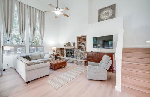 Serene Pine Mountain Club Home with Pool Access! - Foto 1