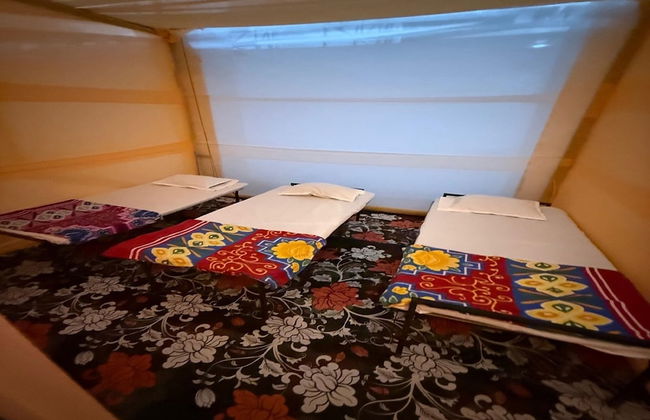Arail Tent City Kumbh Cottage - Foto 4