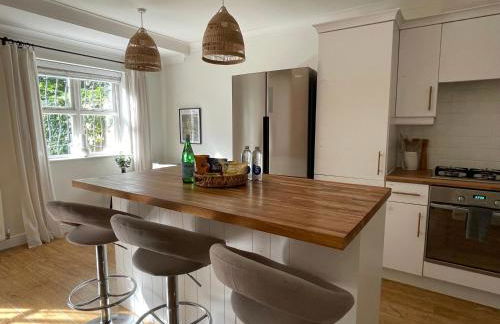 Serene Retreat Sleeps 6 with Garden - Foto 5