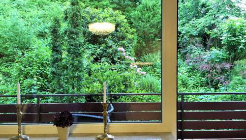 Apartment - zentrumsnah, eigener Parkplatz und großer Balkon ins Grüne - Foto 2, Garden view