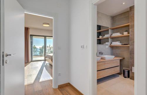 Sea Bliss Luxury Villa - Sevid - Photo 46