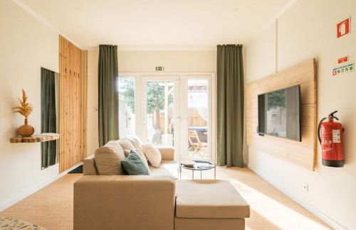 Cozy home with jacuzzi - near the airport - Photo 16