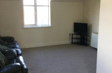 Modern Two Bedroom Two Bathroom Apartment - Foto 2