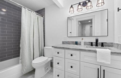 New Mountain Retreat with Hot Tub & Putting Green - Foto 24