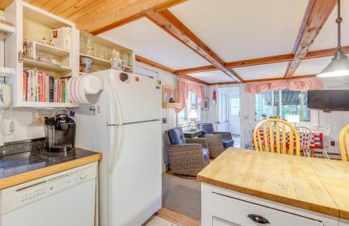 Idyllic Lakefront Cottage Near Mount Sunapee - Foto 10