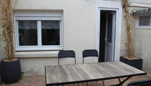 Maison 2 chambres, de centre ville, avec cour exposition sud, à 300 m du port - Foto 5