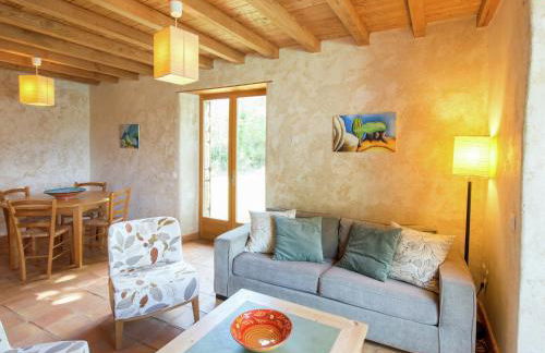 Holiday Home in Ardèche with Pool - Foto 2