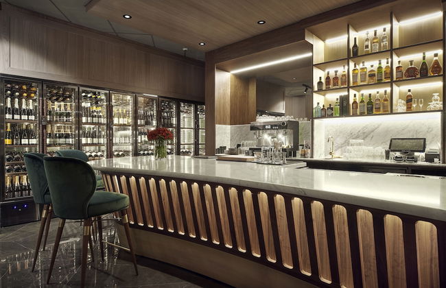 Apartments at Hotel Riverton - Photo 5