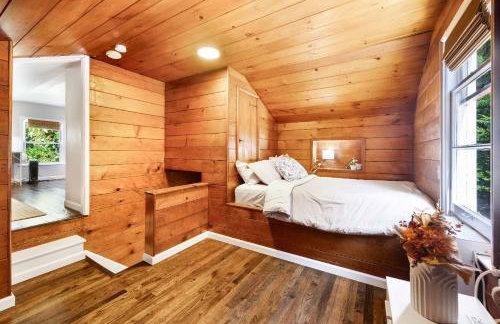 Vintage Charm 3BR Home w Yard Pets Welcome - Foto 22