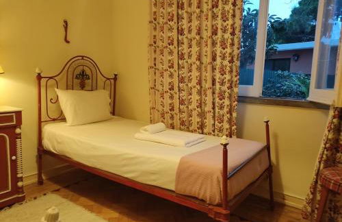 Classic 3BR Sintra Home near Beaches & Palaces - Foto 13