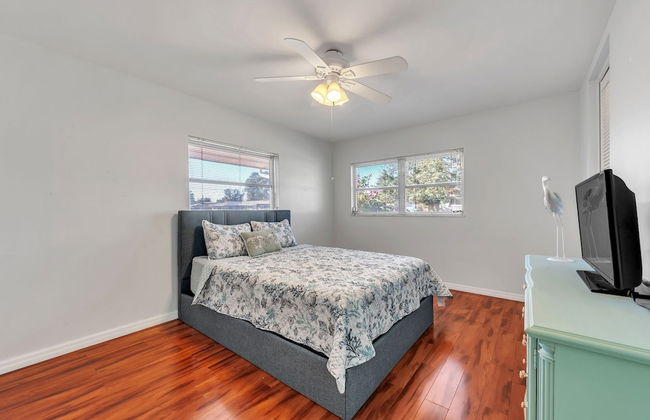 Sunny Retreat In Clearwater 2 Bedroom Home by RedAwning - Foto 3