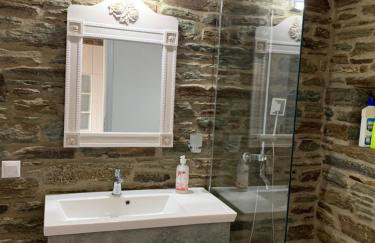 ΠΕΤΡΙΝΟ στην Άνδρο - Foto 10