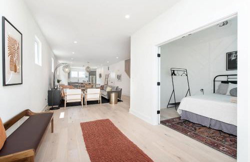 Modern Retreat with Hot Tub-Near Downtown Indy-Family Friendly - Foto 9