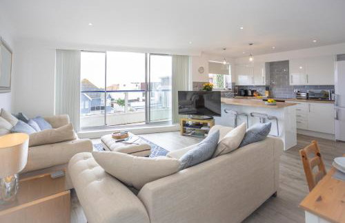 Stunning 2 bed Seaside Apartment With Sea Views - Foto 35