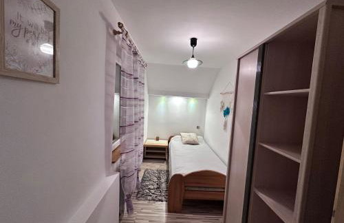 Dom przy szlaku GSB-Noclegi Na Przełęczy-Agroturystyka - Foto 7