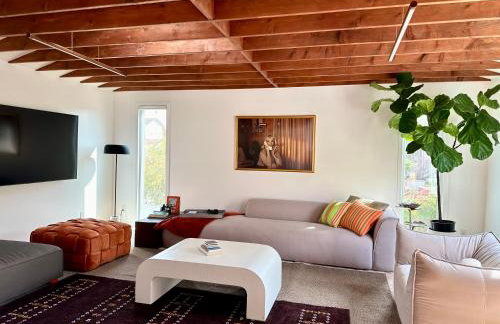 Spacious Resort Getaway @ Echo Park Ranch - Luxury indoor/ outdoor home steps from Sunset Blvd, Echo Park Lake, Dodgers Stadium - Foto 1