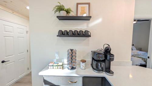 Modern Norwalk Retreat 2 King Suites Sunroom - Foto 4