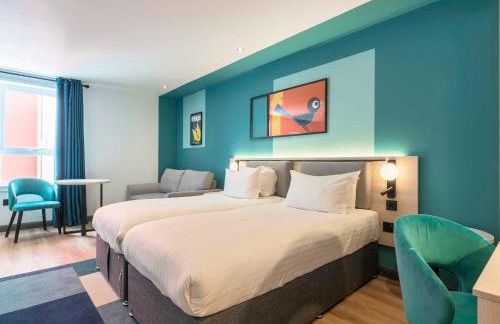 Holyrood Aparthotel - Photo 58