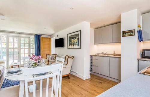 Charming Cottage with Garden - Pass the Keys - Foto 14