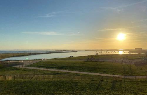 APPART-DUPLEX VUE MER PANORAMIQUE BALCON & PISCINE proche commerce - Photo 30