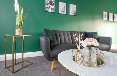 Elegant Bedroom -Near M25, Free Parking , Free WiFi - Foto 24